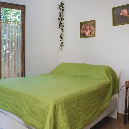 0 Bedroom In Santa Maria Poggio Lejlighed